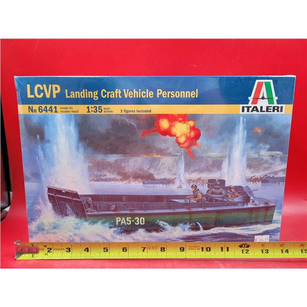 Unbuilt Italeri Landing Craft Vehicle Personnel LCVP 1:35 Scale Model Kit