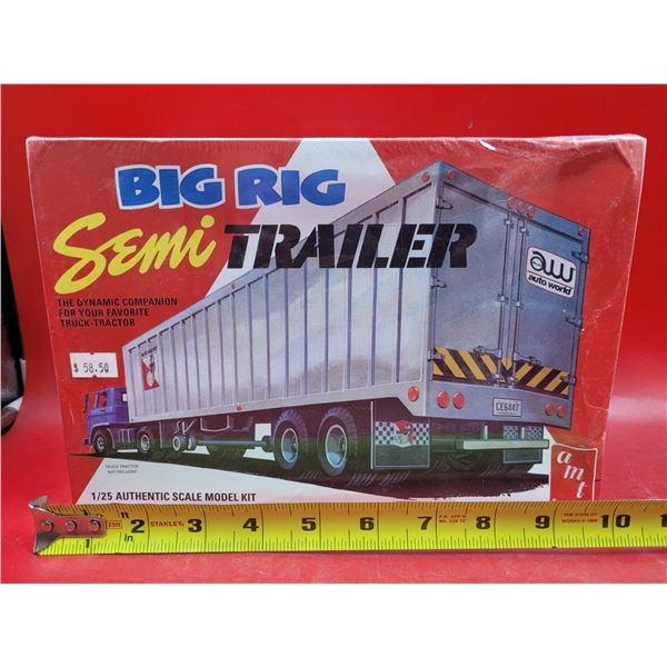 Sealed AMT Big Rig Semi Trailer 1/25 Scale Model Kit
