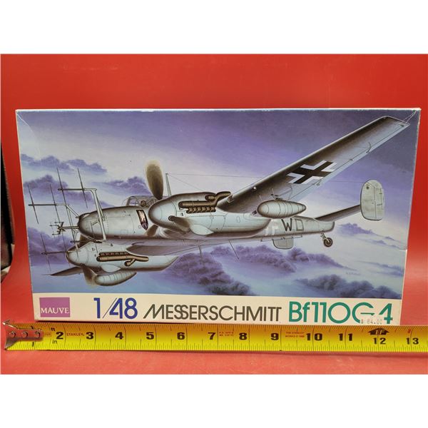 Unbuilt Mauve Messerschmitt Bf11OG4 1/48 Scale Model Kit