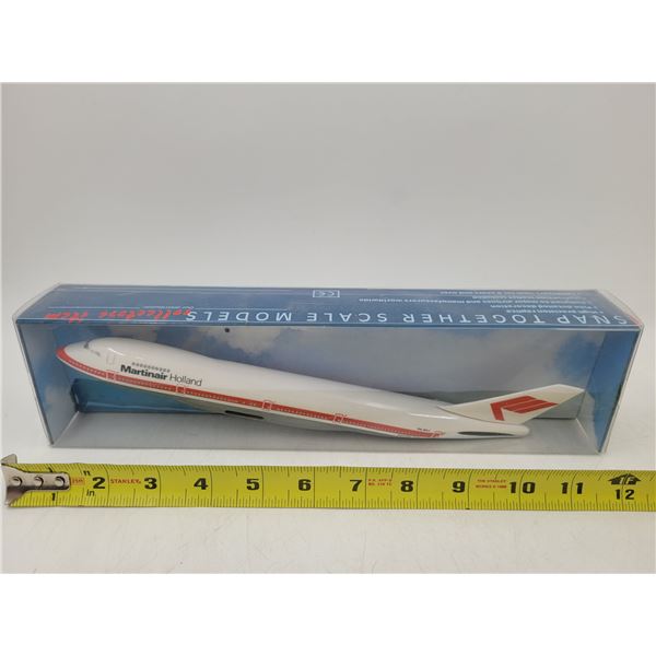 Unbuilt CMD Martinair Holland 747-200 Model Kit