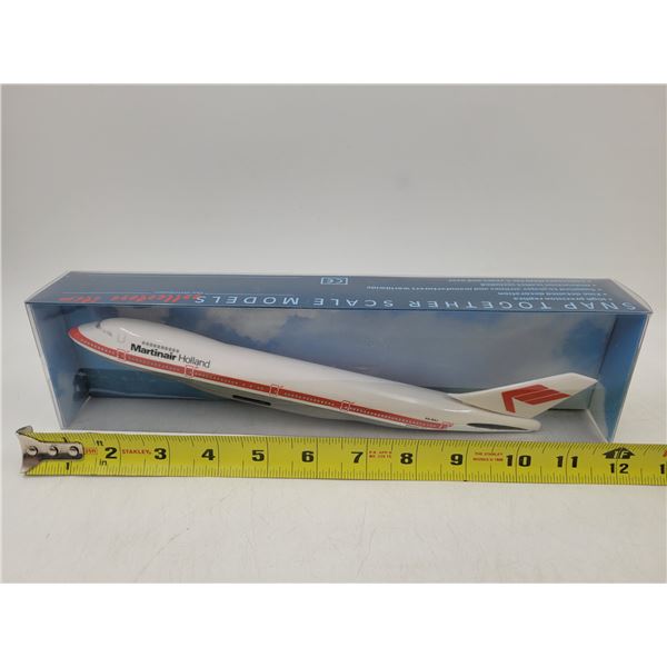 Unbuilt CMD Martinair Holland 747-200 Model Kit