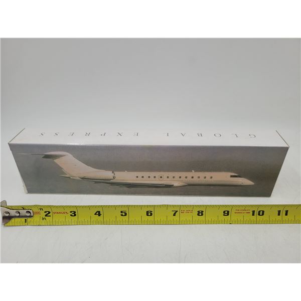 Unbuilt Bombardier Global Express Model Kit