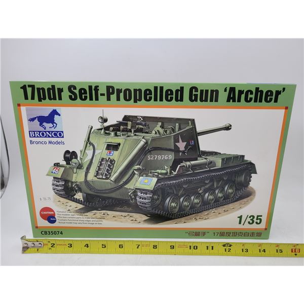 Unbuilt Bronco 17pdr Self-Propelled Gun "Archer" 1/35 Scale Model Kit