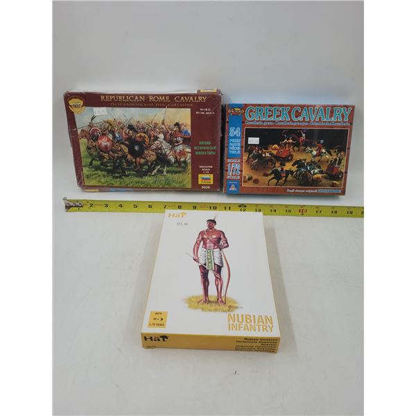 3 Unbuilt Model Kits (Republican Rome Cavalry, Greek Cavalry, & Nubian ...