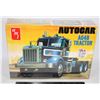 Image 1 : #62 AMT Autocar A64b Tractor 1:25 Scale Model Kit