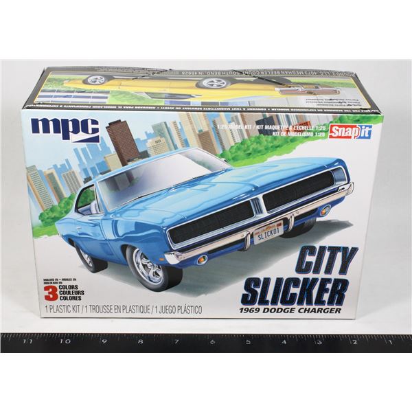 #75 MPC 1:25 Scale 1969 Dodge Charger City Slicker