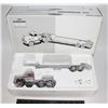 Image 1 : #113 First Gear Diecast 1959 International RF-200