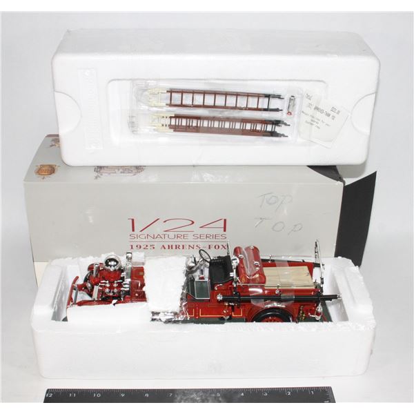 #138 1:24 Diecast 1925 Ahrens-Fox Fire Engine