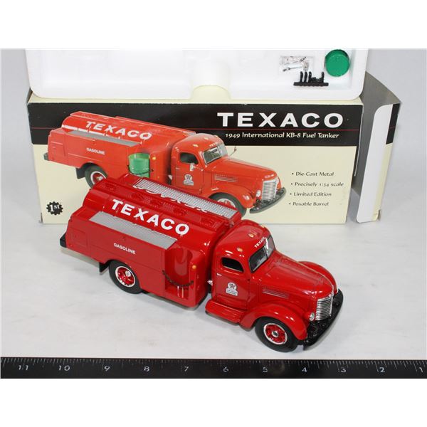 #174  First Gear 1:34 Texaco 1949 International