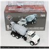 Image 1 : #175 1:50  International HX615 Concrete Mixer