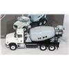 Image 2 : #175 1:50  International HX615 Concrete Mixer
