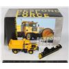 Image 1 : #179 1:50 OSHKOSH P-Series Snow Plow Diecast