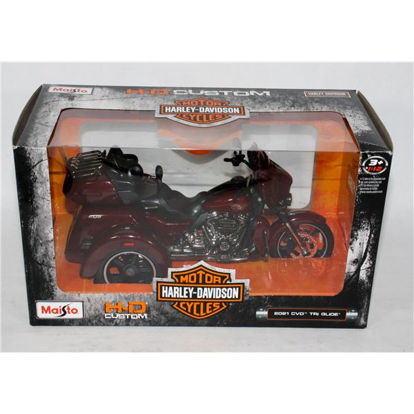 #184 1:12 Harley-Davidson 2021 CVO Tri Glide