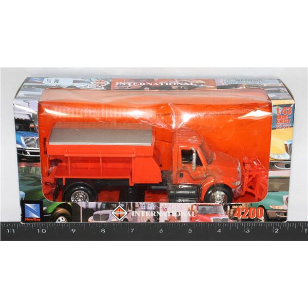 #258 Newray Diecast 1:48 International 4200