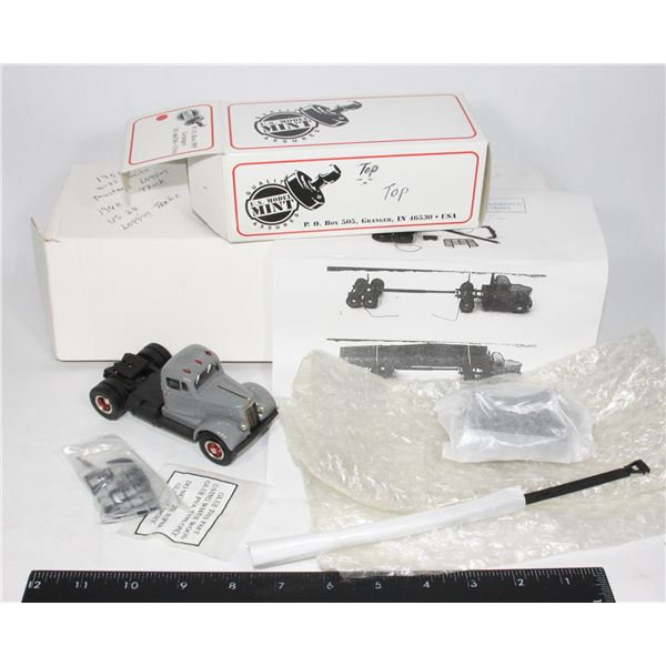 #261 1951 Diecast W-22 White Mustang Logging Truck