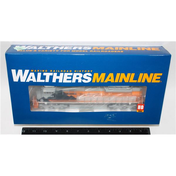 #377 HO Scale Walthers Locomotive UP #1989