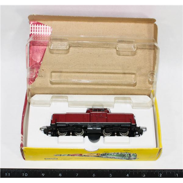 #454 HO Scale Trix 2267 Diesel Locomotive German
