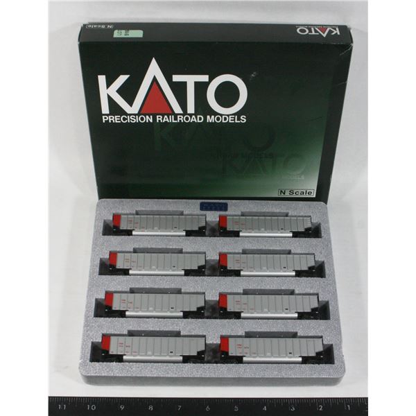 #516  N Scale KATO Canadian Nationa 8 Car Set