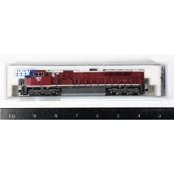 #527  N Scale KATO  Locomotive 176-5612 SD90/43MAC