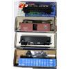 Image 2 : #571 Large HO Scale Lot including Locomotives Cars