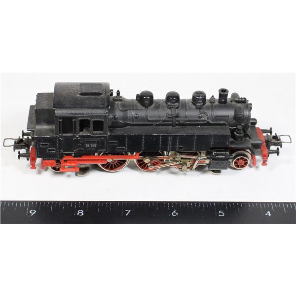 #590  HO Scale German Locomotive 64089