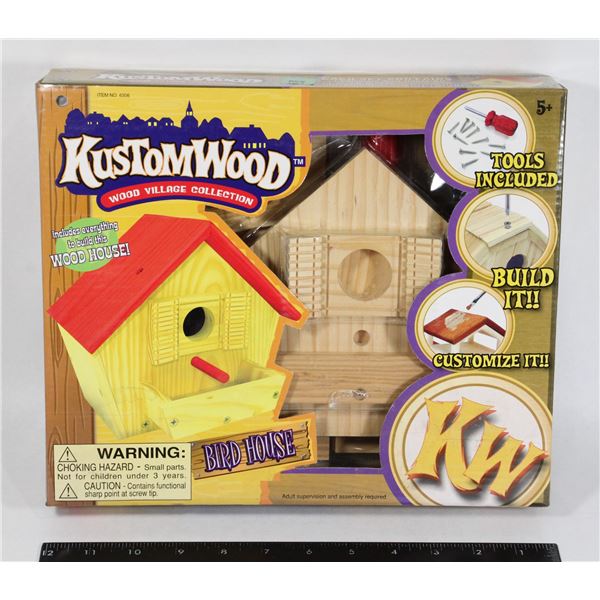 #638 Kustomwood Wood Bird House Model