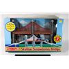 Image 1 : #640 Melissa & Doug Skyline Suspension Bridge Set