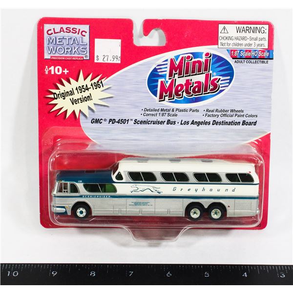 #701 HO Mini Metals Grehound Bus Scenicruiser