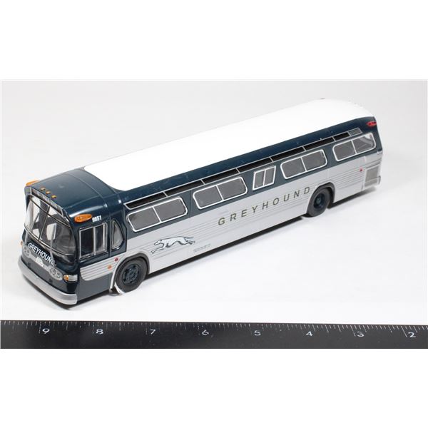 #702 Corgi Toys Diecast Greyhound Bus GM COACH