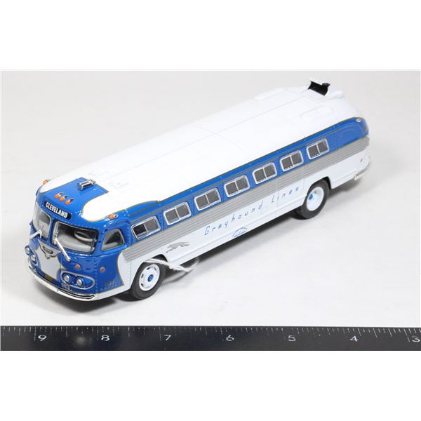 #704 Corgi Diecast Greyhound Bus Flxible Clipper