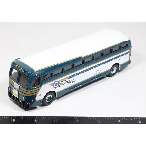 #706 Corgi Diecast Greyhound Bus Yellowcoach 743