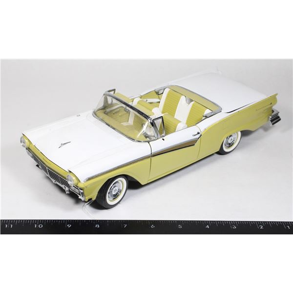 #805 1:18 Scale Diecast 1957 Ford Fairlane