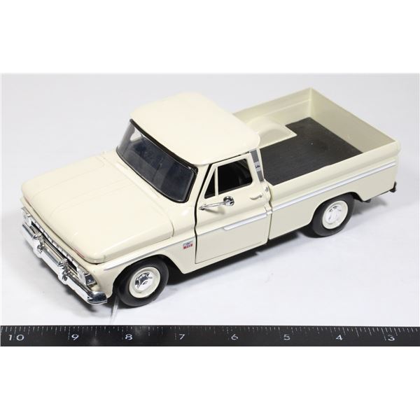 #814 1:24 1966 Chevy C10 Pickup Diecast