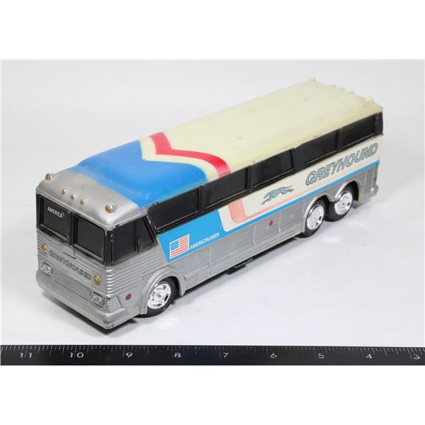 #832 Large plastic 1980's Greyhound Americruiser