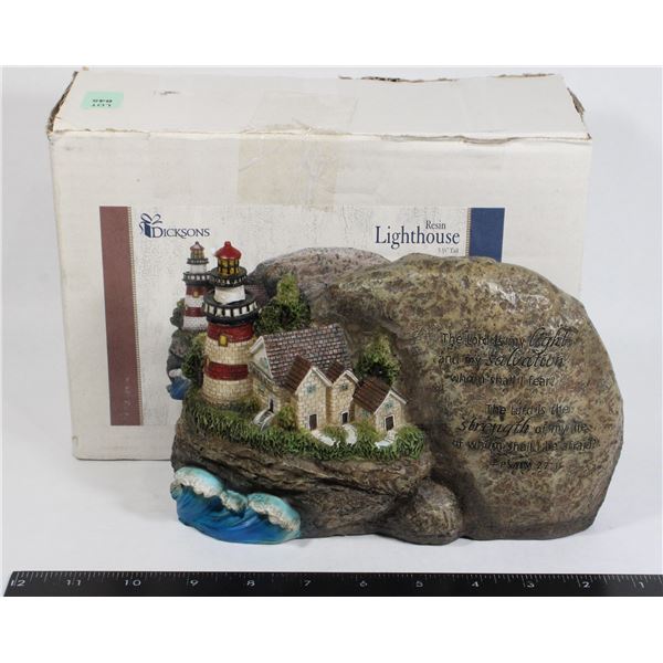 #845 Dicksons Resin Lighthouse w/ Box Diorama