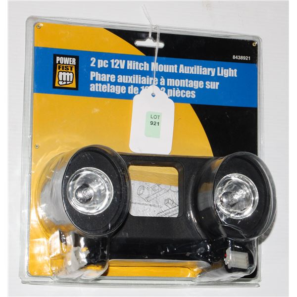 #921 2 Piece 12V Hitch Mount Auxilary Light