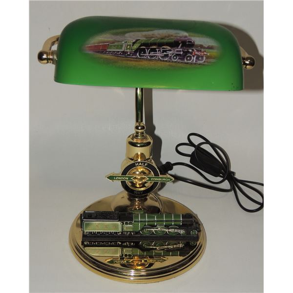 #12F Flying Scotsman Lamp Locomotive Working