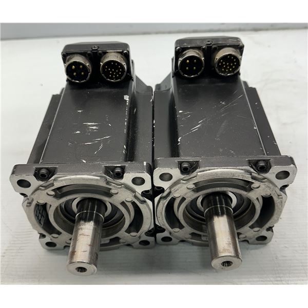 (2) Allen Bradley #7053-00-1201/MPL-A4530K-HK22AA AC Servo Motors