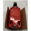 Image 3 : Allen Bradley #440P-MRPB22E/A Limit Switch