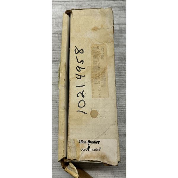 Allen Bradley #440G-MT47042/A Guard Master Safety Interlock Switch