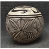 Image 5 : ACOMA POTTERY SEED JAR (JOYCE LENO)