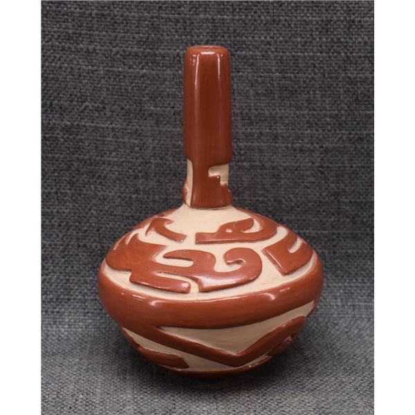 SANTA CLARA POTTERY VASE (LINDA CAIN)