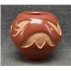 Image 2 : SANTA CLARA POTTERY JAR (ANGELA SALAZAR)