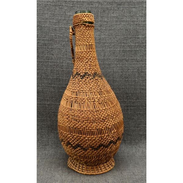PAIUTE BASKETRY BOTTLE