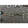 Image 5 : COLLECTION OF EARRINGS