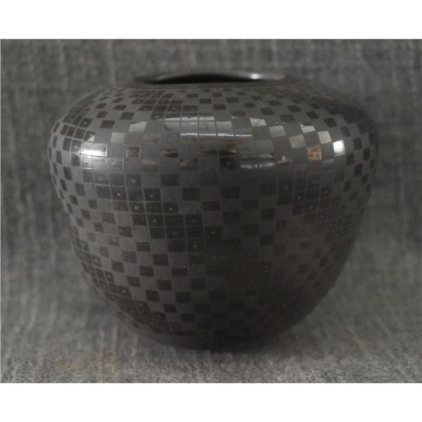 MATA ORTIZ POTTERY VASE (MARIBEL PONCE)