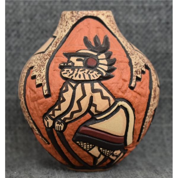 HOPI POTTERY VASE (CARLA NAMPEYO)