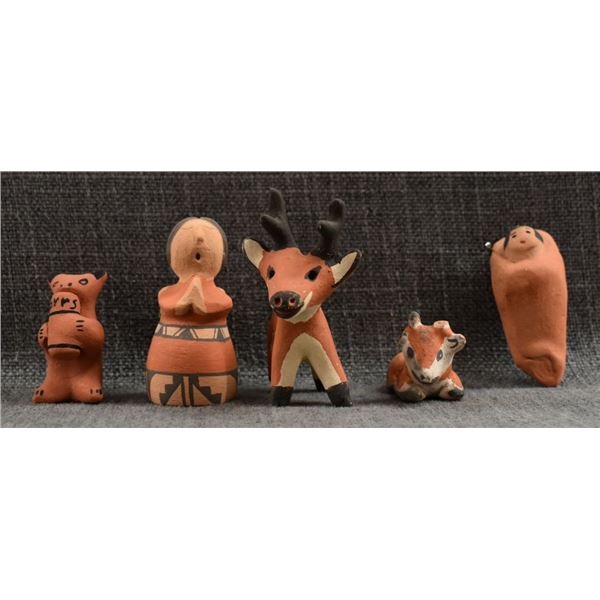 FIVE PUEBLO POTTERY FIGURES