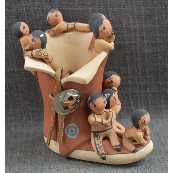 JEMEZ POTTERY SHOE (MARY LUCERO)