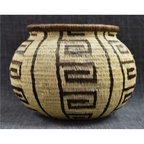 WOUNAAN RAIN FOREST BASKET